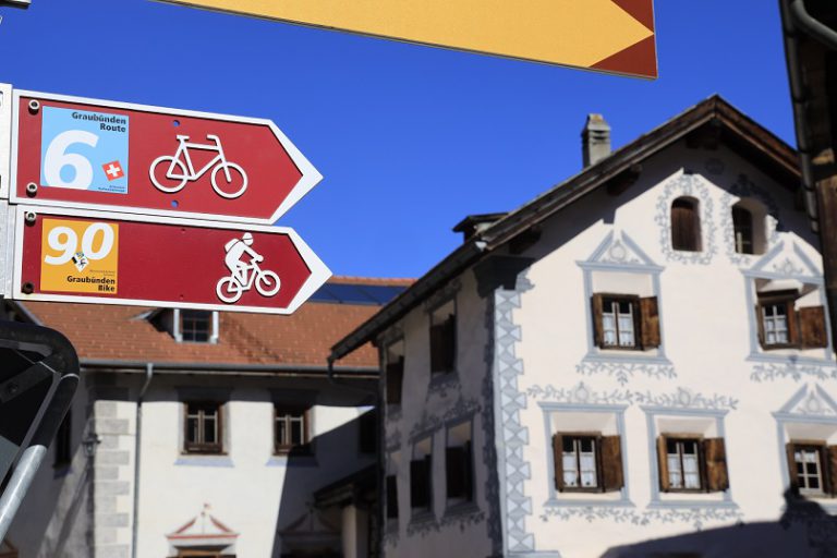 Op de e-bike langs Zwitserse skigebieden