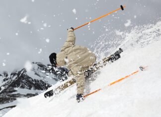 Nieuwe Justis ski uit skicollectie Black Crows 2020-2021