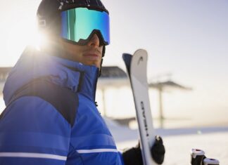 WIN een wintersporthelm en -bril van CMP